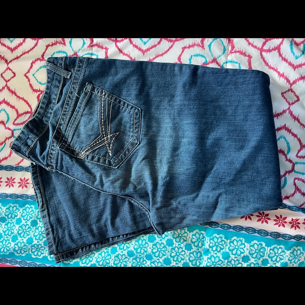 Ladies cinch jeans